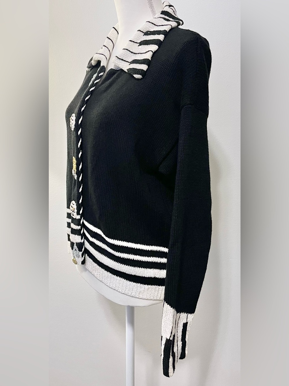 Gantos Vintage Musical Piano Themed Knit Sweater Cardigan Jacket. Size Medium - Picture 6 of 7